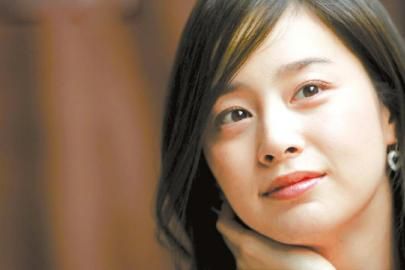 韩国小姐集体撞脸苹果商城推韩国小姐连连看_