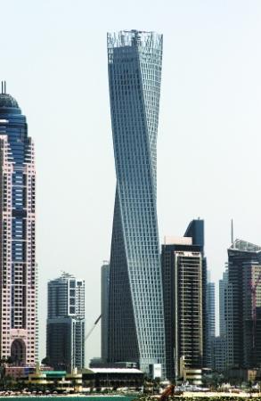 迪拜扭曲塔成新地标 楼体实现90度扭曲旋转(图