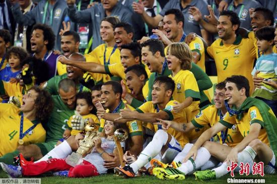 联合会杯巴西VS西班牙 3连冠创纪录_大众网济